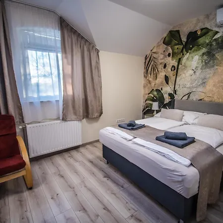 Panzio 3* Szarvas